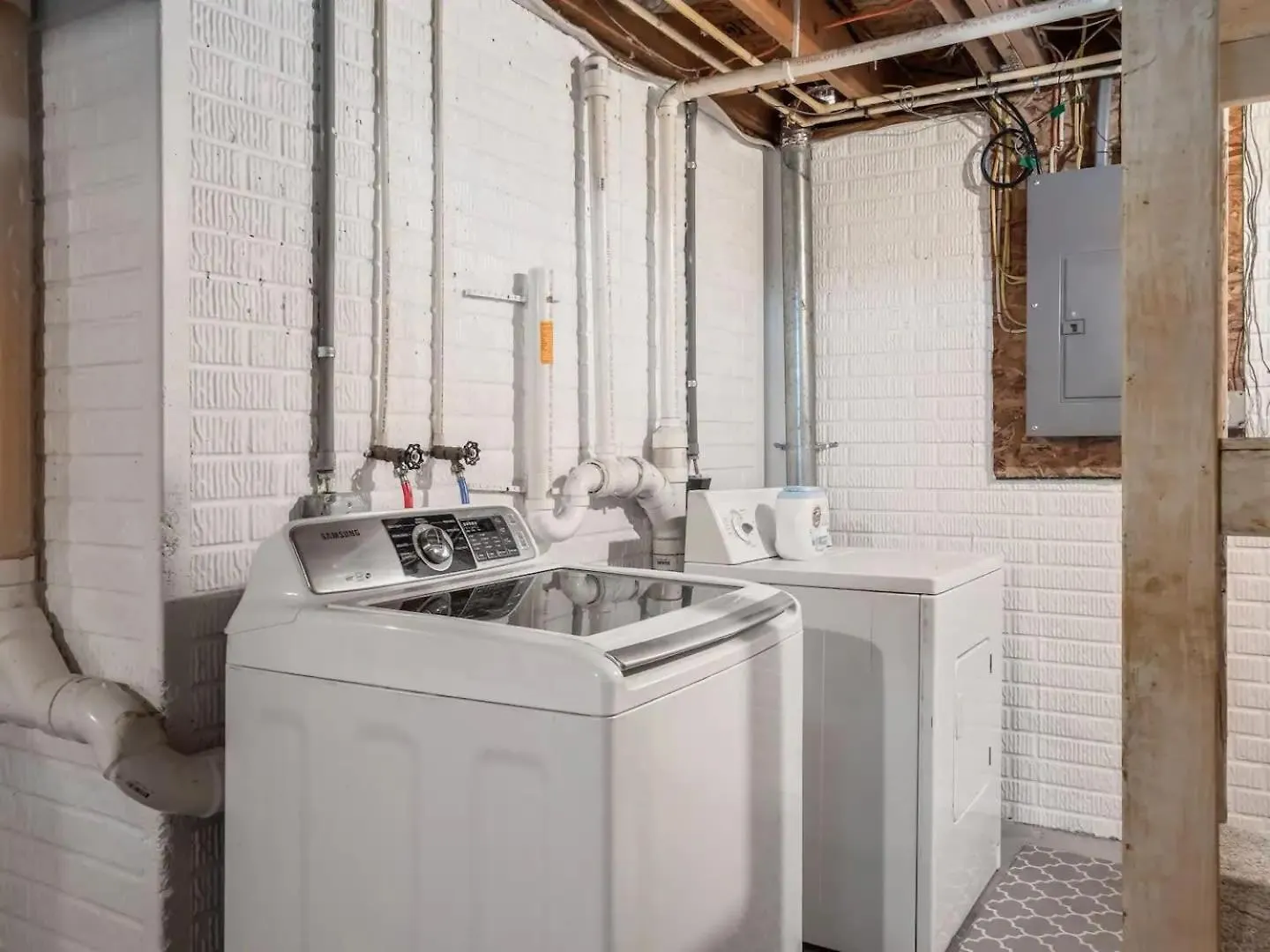 فيلا Urban Oasis W Hot Tub Near Downtown & Arena District كولومبوس الولايات المتحدة الأمريكية