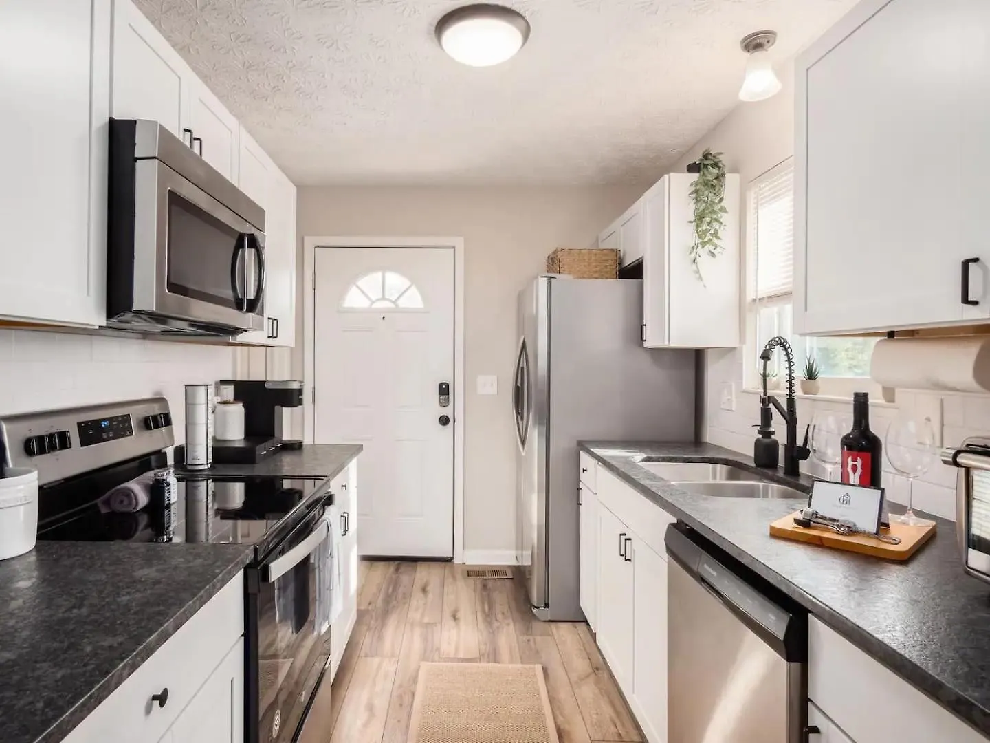 بيت للعطل فيلا Urban Oasis W Hot Tub Near Downtown & Arena District كولومبوس